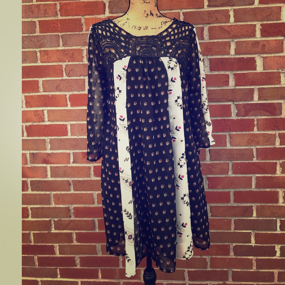 Japana Boho 3/4 Sleeve Floral Print Crochet Dress